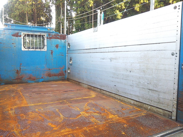 三菱ふそうキャンターアルミブロック小型（2t・3t）[写真15]