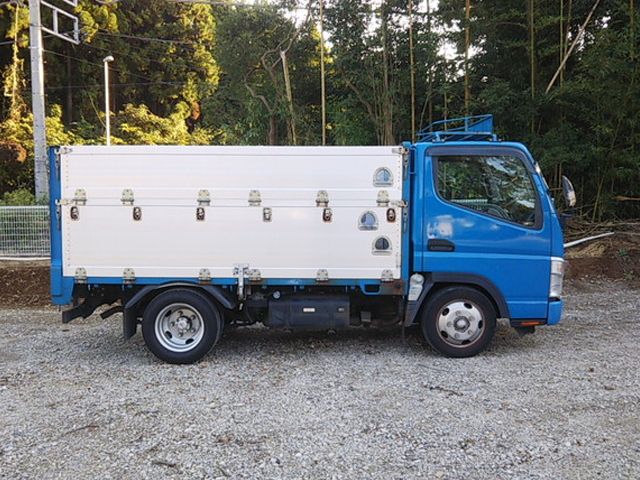 三菱ふそうキャンターアルミブロック小型（2t・3t）[写真06]
