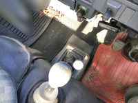 トヨタハイエース平ボディ小型（2t・3t）[写真15]