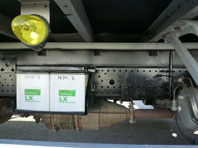 いすゞフォワードアルミウイング中型（4t）[写真25]