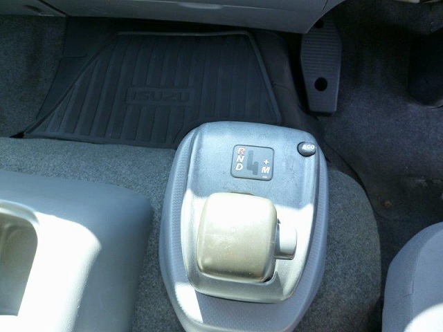 いすゞフォワードアルミウイング中型（4t）[写真34]