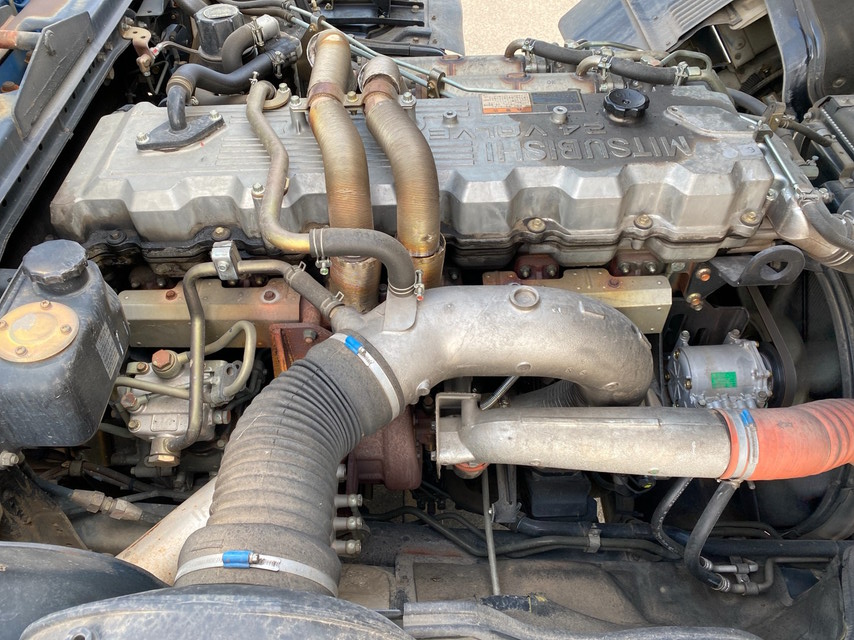 三菱ふそうスーパーグレートユニック4段大型（10t）[写真27]