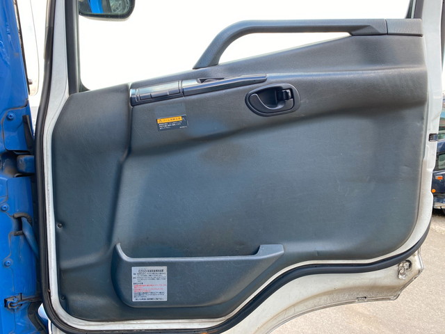 三菱ふそうスーパーグレートユニック4段大型（10t）[写真31]