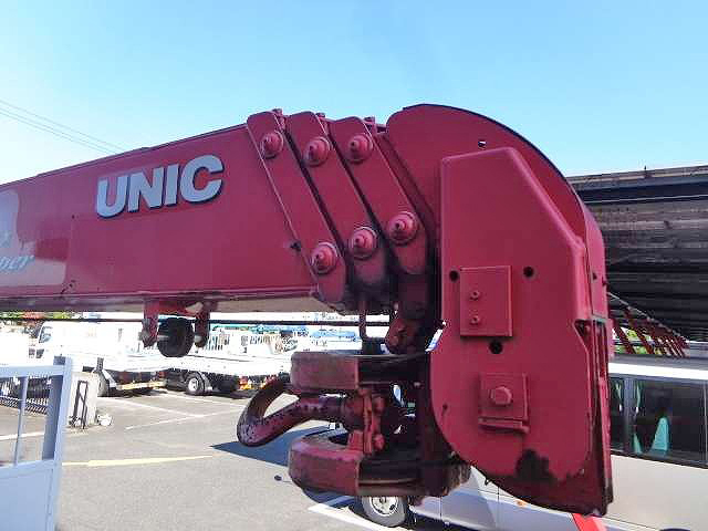 いすゞフォワードユニック4段中型（4t）[写真13]