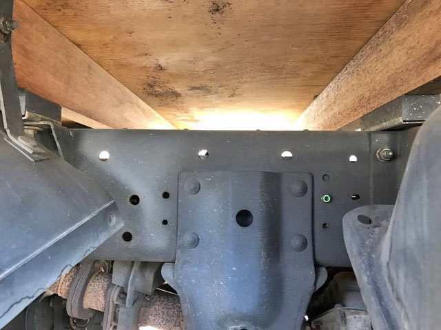 日産アトラス平ボディ小型（2t・3t）[写真13]