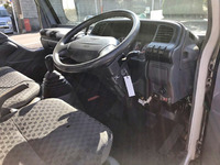 日産アトラス平ボディ小型（2t・3t）[写真23]