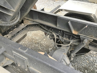 いすゞエルフアームロール小型（2t・3t）[写真18]