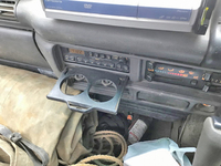 いすゞエルフアームロール小型（2t・3t）[写真31]