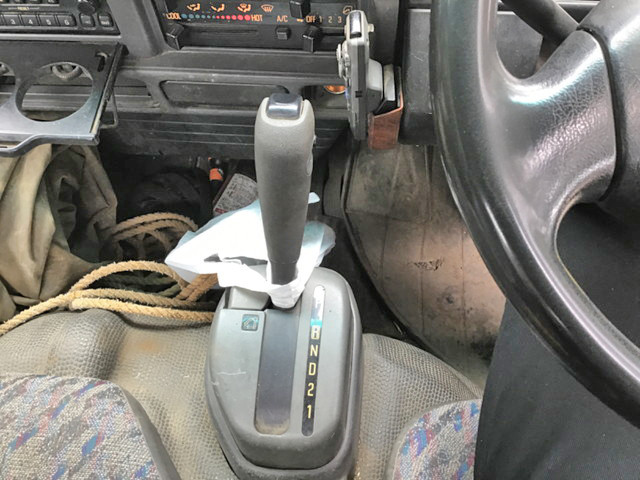 いすゞエルフアームロール小型（2t・3t）[写真32]