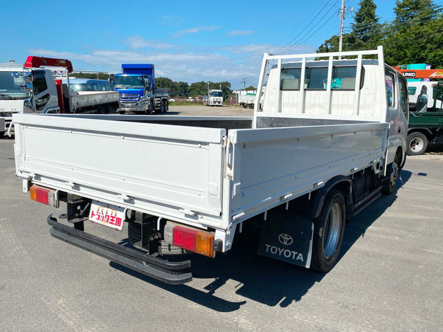 トヨタダイナ平ボディ小型（2t・3t）[写真02]