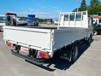 トヨタダイナ平ボディ小型（2t・3t）[写真02]