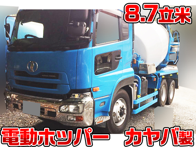 UDトラックスクオンミキサー車（コンクリートミキサー）大型（10t）ADG-CW4XL [写真01]