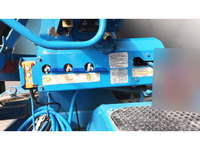 UDトラックスクオンミキサー車（コンクリートミキサー）大型（10t）[写真11]