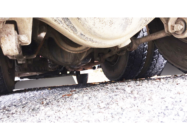 UDトラックスクオンミキサー車（コンクリートミキサー）大型（10t）[写真17]