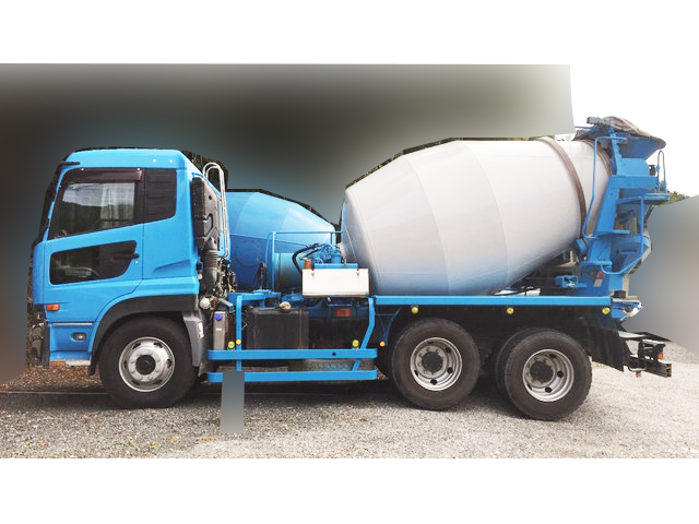 UDトラックスクオンミキサー車（コンクリートミキサー）大型（10t）[写真03]