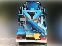 UDトラックスクオンミキサー車（コンクリートミキサー）大型（10t）[写真05]