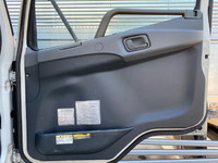 三菱ふそうファイター冷凍車（冷蔵車）中型（4t）[写真28]