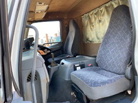 三菱ふそうファイター冷凍車（冷蔵車）中型（4t）[写真29]