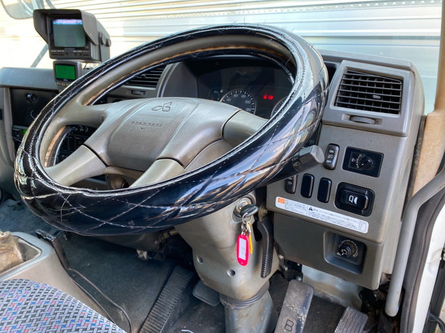 三菱ふそうファイター冷凍車（冷蔵車）中型（4t）[写真33]