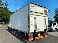 三菱ふそうファイター冷凍車（冷蔵車）中型（4t）[写真04]