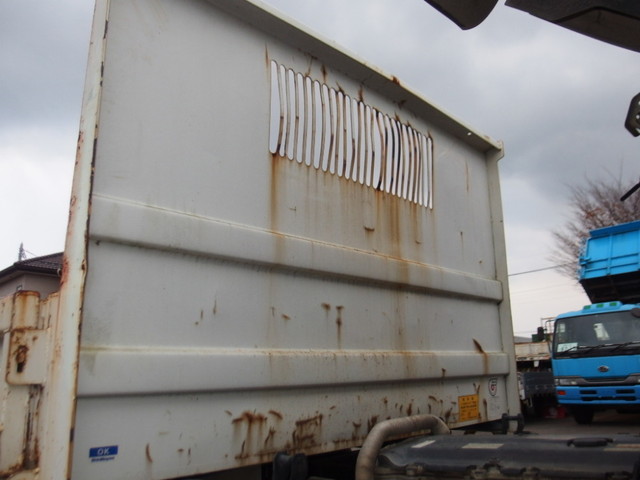 いすゞエルフ三転ダンプ小型（2t・3t）[写真14]