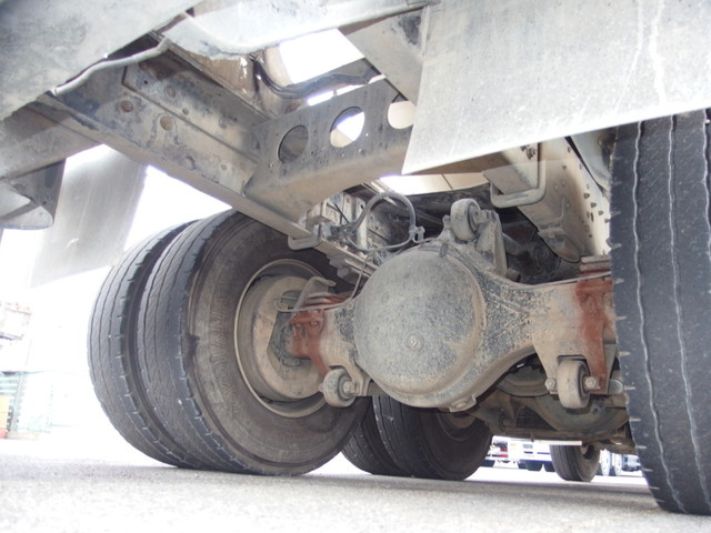 三菱ふそうスーパーグレートミキサー車（コンクリートミキサー）大型（10t）[写真24]