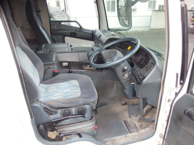 三菱ふそうスーパーグレートミキサー車（コンクリートミキサー）大型（10t）[写真28]