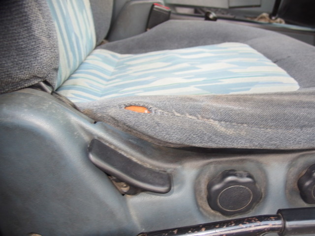 三菱ふそうスーパーグレートミキサー車（コンクリートミキサー）大型（10t）[写真29]