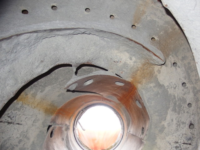 三菱ふそうスーパーグレートミキサー車（コンクリートミキサー）大型（10t）[写真08]