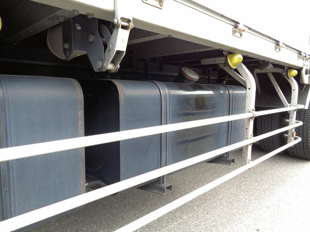 日野プロフィアアルミウイング大型（10t）[写真17]