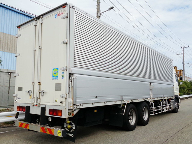 日野プロフィアアルミウイング大型（10t）[写真02]