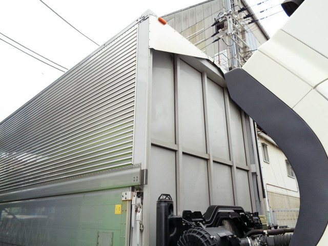 日野プロフィアアルミウイング大型（10t）[写真22]