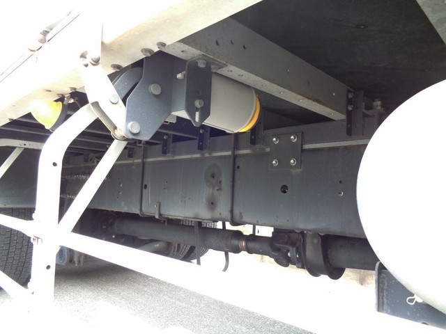 日野プロフィアアルミウイング大型（10t）[写真27]