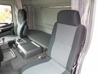 日野プロフィアアルミウイング大型（10t）[写真33]