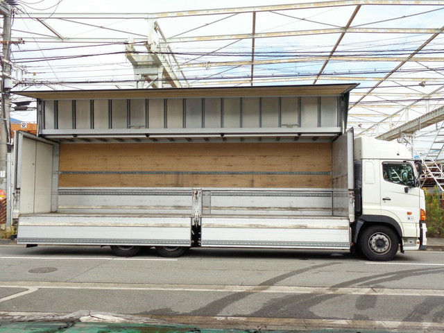 日野プロフィアアルミウイング大型（10t）[写真06]