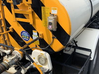 いすゞエルフバキュームカー小型（2t・3t）[写真10]