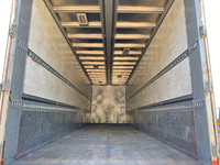 三菱ふそうスーパーグレートアルミウイング大型（10t）[写真11]