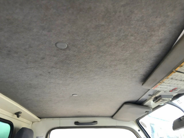 いすゞエルフ平ボディ小型（2t・3t）[写真18]