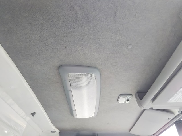 いすゞエルフ冷凍車（冷蔵車）小型（2t・3t）[写真29]