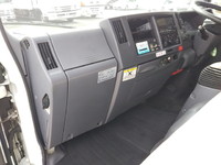 いすゞエルフ冷凍車（冷蔵車）小型（2t・3t）[写真30]