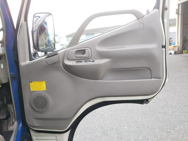 日野デュトロアルミバン小型（2t・3t）[写真29]