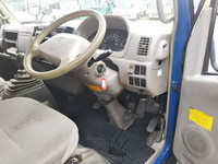 日野デュトロアルミバン小型（2t・3t）[写真31]