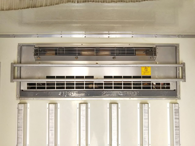 いすゞエルフ冷凍車（冷蔵車）小型（2t・3t）[写真15]