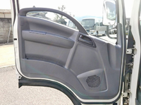 いすゞエルフ冷凍車（冷蔵車）小型（2t・3t）[写真29]