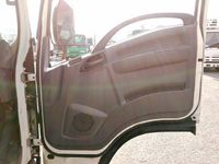 いすゞエルフ冷凍車（冷蔵車）小型（2t・3t）[写真30]