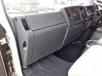 いすゞエルフ冷凍車（冷蔵車）小型（2t・3t）[写真31]