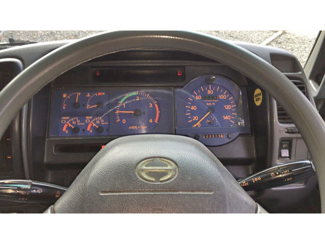 日野レンジャーミキサー車（コンクリートミキサー）増トン（6t・8t）[写真21]