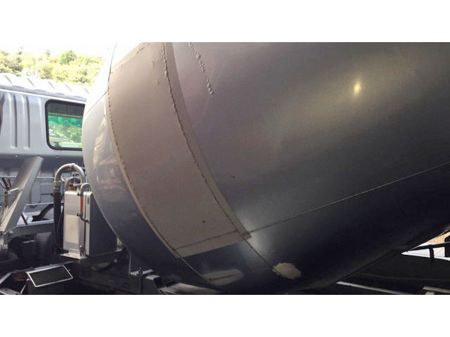 日野レンジャーミキサー車（コンクリートミキサー）増トン（6t・8t）[写真08]