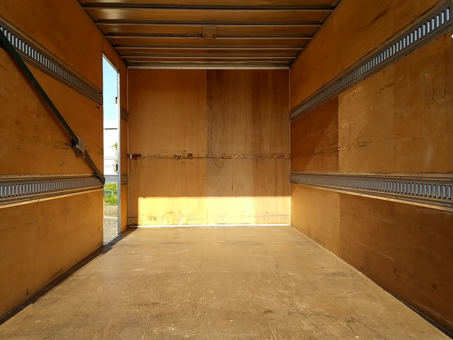 トヨタダイナアルミバン小型（2t・3t）[写真17]