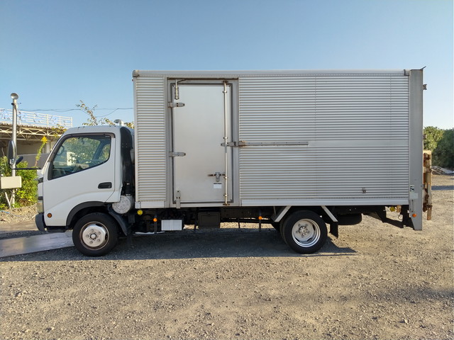トヨタダイナアルミバン小型（2t・3t）[写真05]